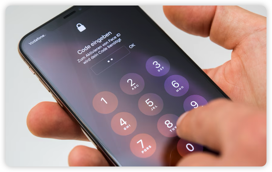 Zum Aktivieren von Face ID wird dein Code benötigt